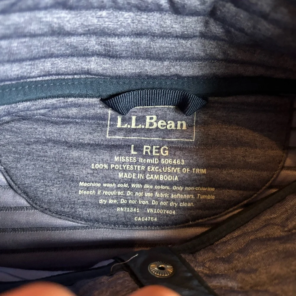 L. L. Bean Women’s Large Airlite Knit Pullover - Picture 3 of 4